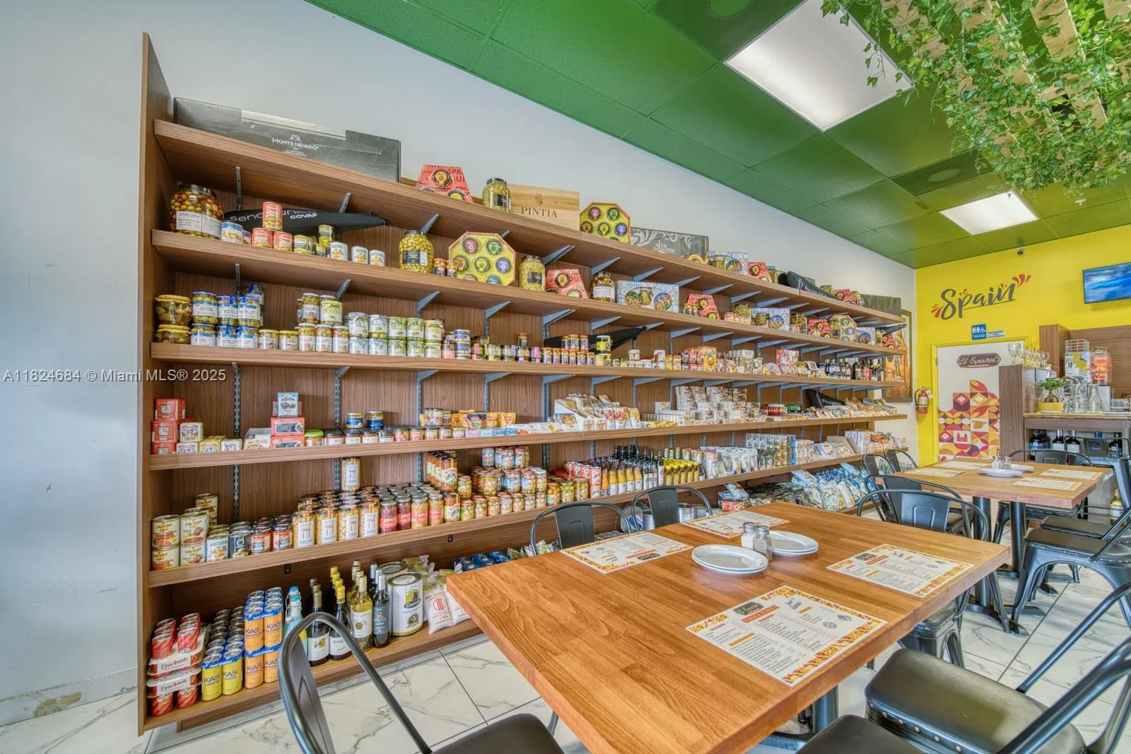 Spanish Restaurant For Sale In Kendall, Miami, Flo, Miami, Florida 33186, ,Business Opportunity,For Sale,Spanish Restaurant For Sale In Kendall, Miami, Flo,A11824684