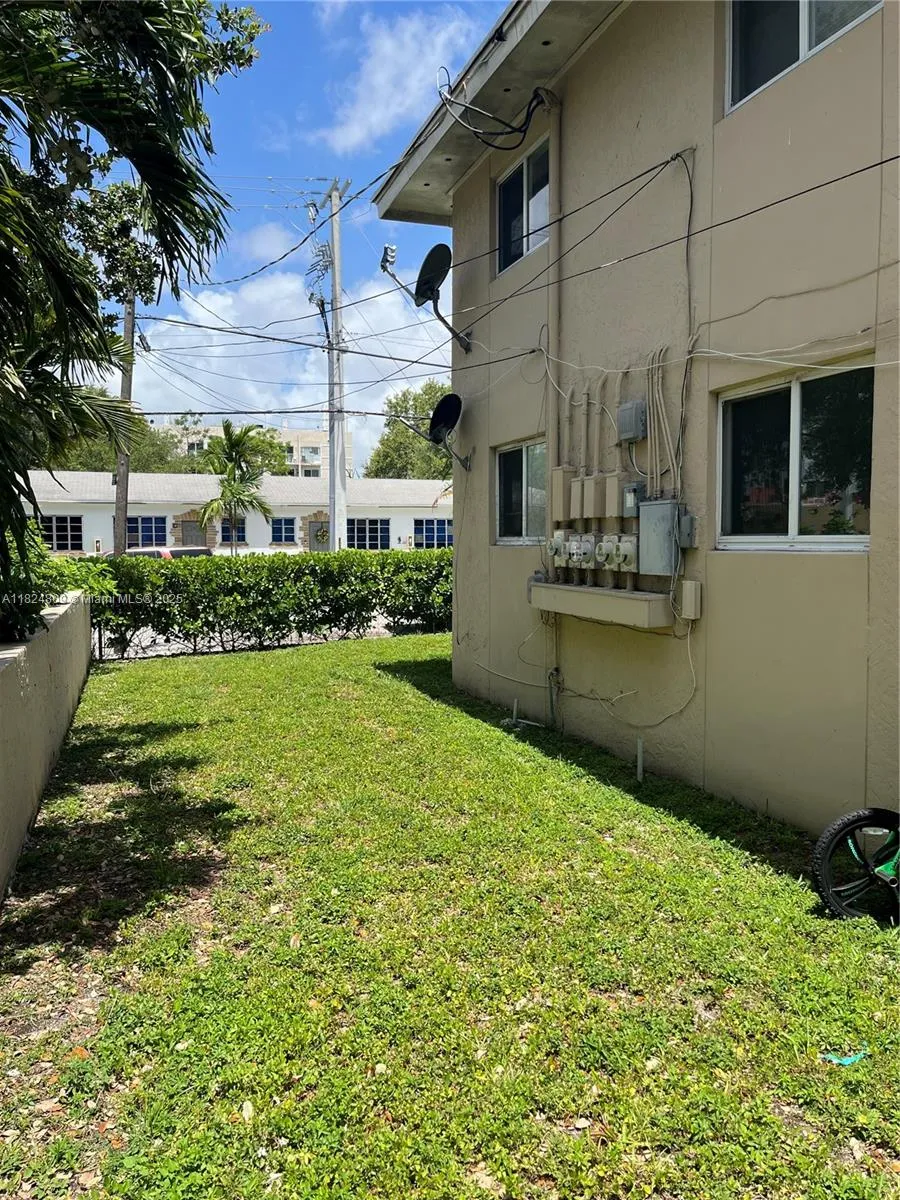 37 Nw 19th Ave, Miami, Florida 33125, Miami, Florida 33125, ,Residential Income,For Sale,37 Nw 19th Ave, Miami, Florida 33125,A11824809