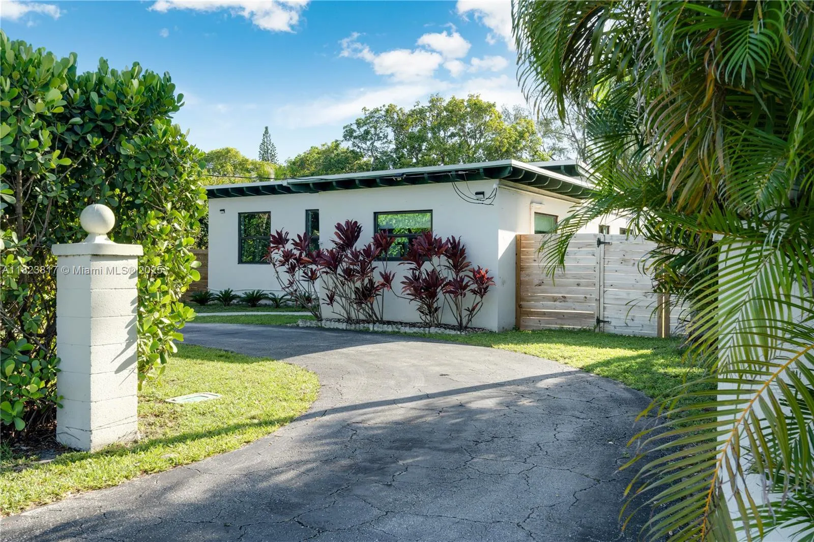 11534 Ne 13th Ave, Miami, Florida 33161, Miami, Florida 33161, 3 Bedrooms Bedrooms, ,2 BathroomsBathrooms,Residential Lease,For Rent,11534 Ne 13th Ave, Miami, Florida 33161,A11823817