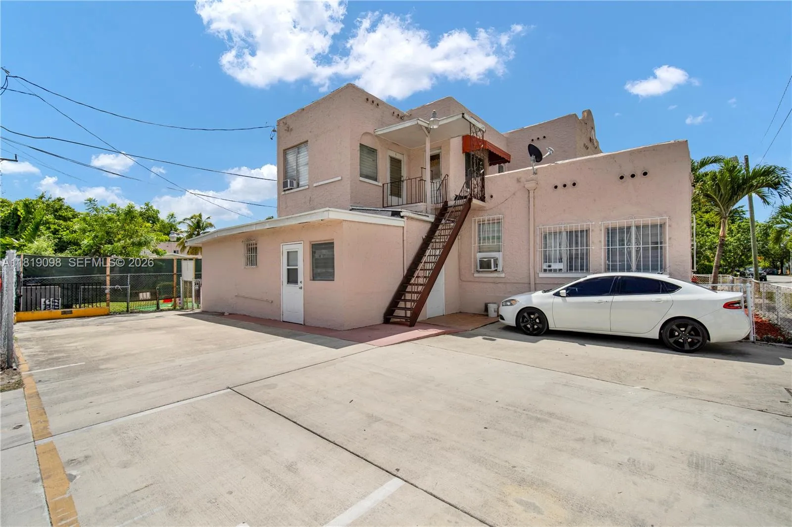 829 Sw 19th Ave, Miami, Florida 33135, Miami, Florida 33135, ,Residential Income,For Sale,829 Sw 19th Ave, Miami, Florida 33135,A11819098
