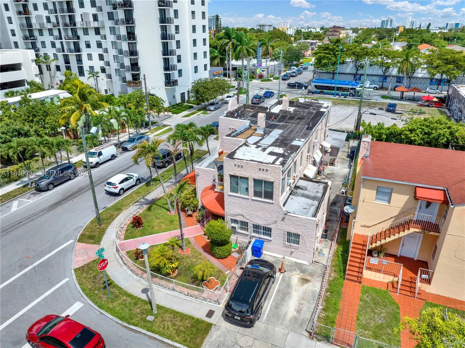 829 Sw 19th Ave, Miami, Florida 33135, Miami, Florida 33135, ,Residential Income,For Sale,829 Sw 19th Ave, Miami, Florida 33135,A11819098