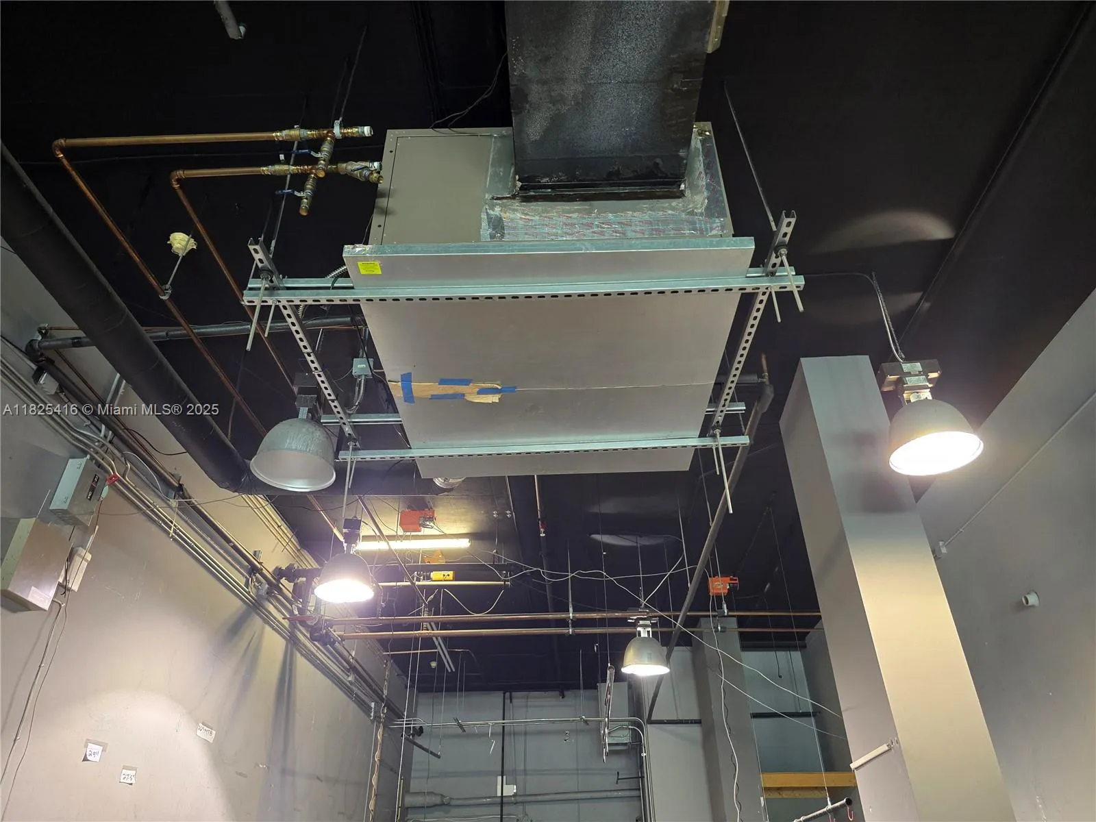 275 Ne 18th St Cu-10, Miami, Florida 33132, Miami, Florida 33132, ,Commercial Lease,For Rent,275 Ne 18th St Cu-10, Miami, Florida 33132,A11825416