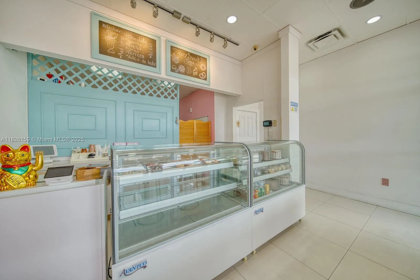 Bakery & Cafe For Sale On Bird Road, Kendall, Kendall, Florida 33175, ,Business Opportunity,For Sale,Bakery & Cafe For Sale On Bird Road, Kendall, ,A11826159