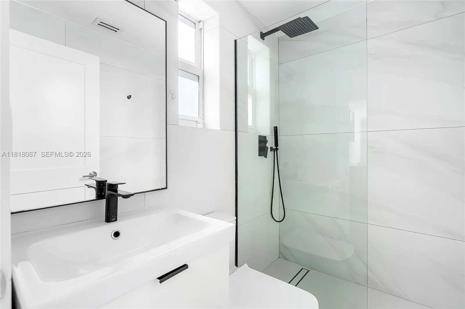 719 W 51st St, Miami Beach, Florida 33140, Miami Beach, Florida 33140, 5 Bedrooms Bedrooms, ,3 BathroomsBathrooms,Residential,For Sale,719 W 51st St, Miami Beach, Florida 33140,A11818087
