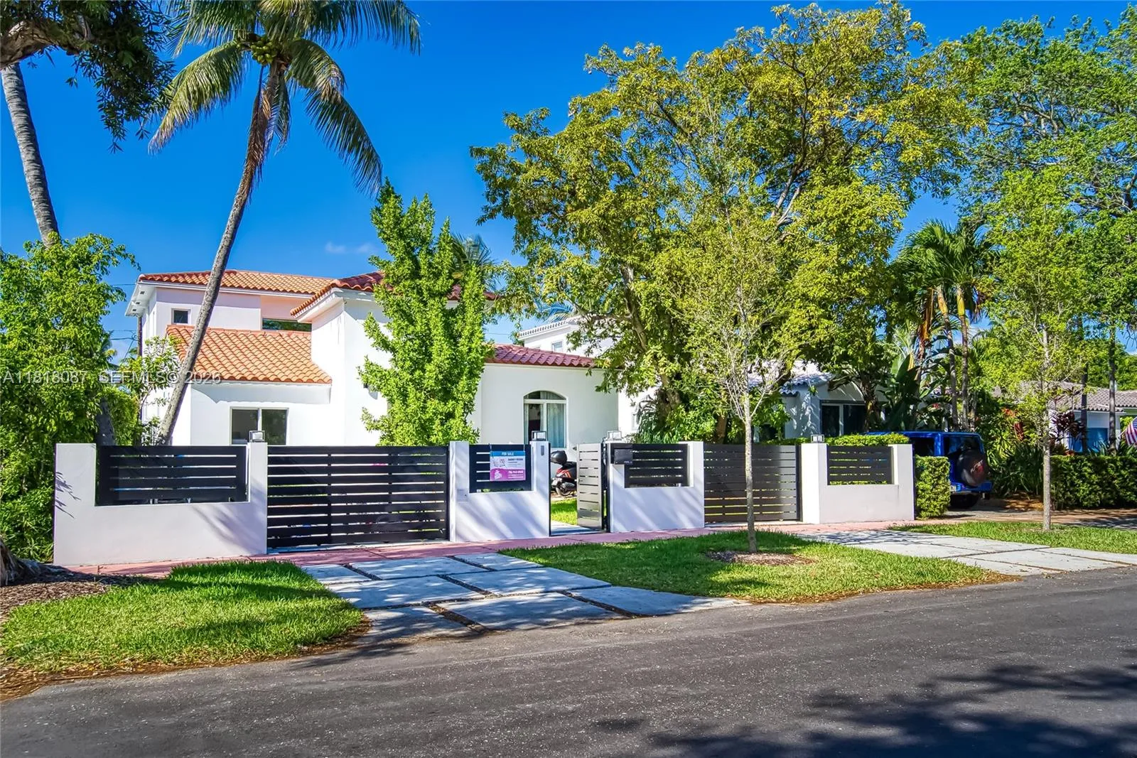 719 W 51st St, Miami Beach, Florida 33140, Miami Beach, Florida 33140, 5 Bedrooms Bedrooms, ,3 BathroomsBathrooms,Residential,For Sale,719 W 51st St, Miami Beach, Florida 33140,A11818087