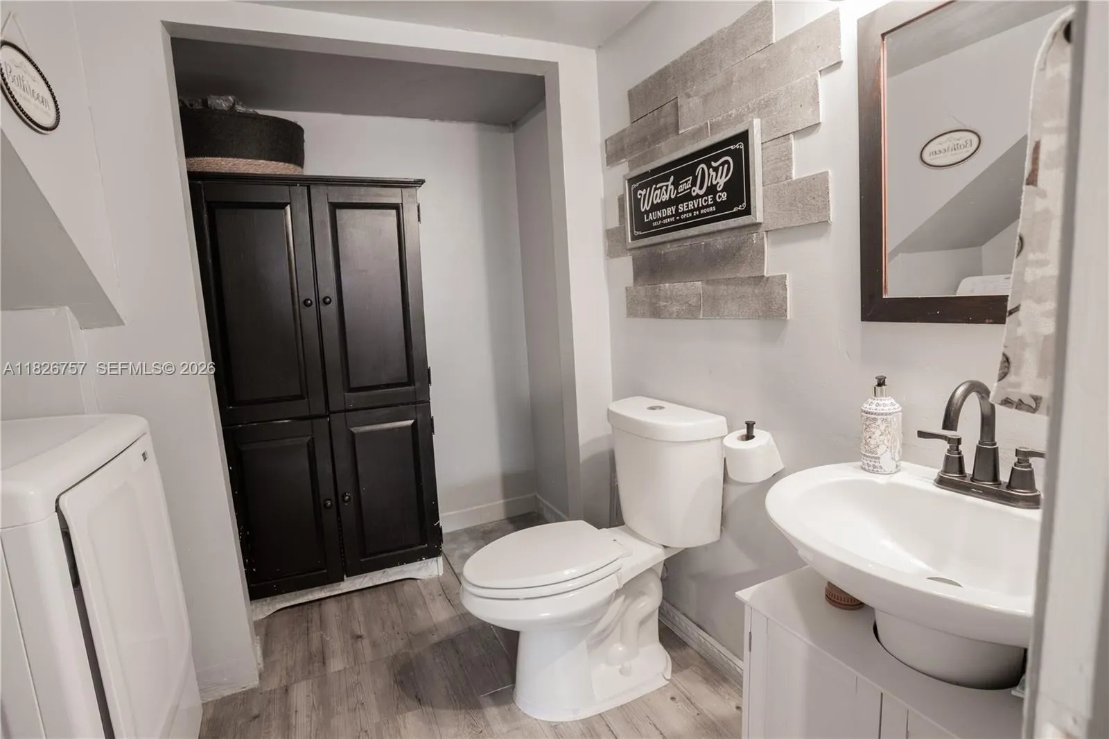 14260 Sw 94th Cir Ln 104, Miami, Florida 33186, Miami, Florida 33186, 3 Bedrooms Bedrooms, ,2 BathroomsBathrooms,Residential,For Sale,14260 Sw 94th Cir Ln 104, Miami, Florida 33186,A11826757