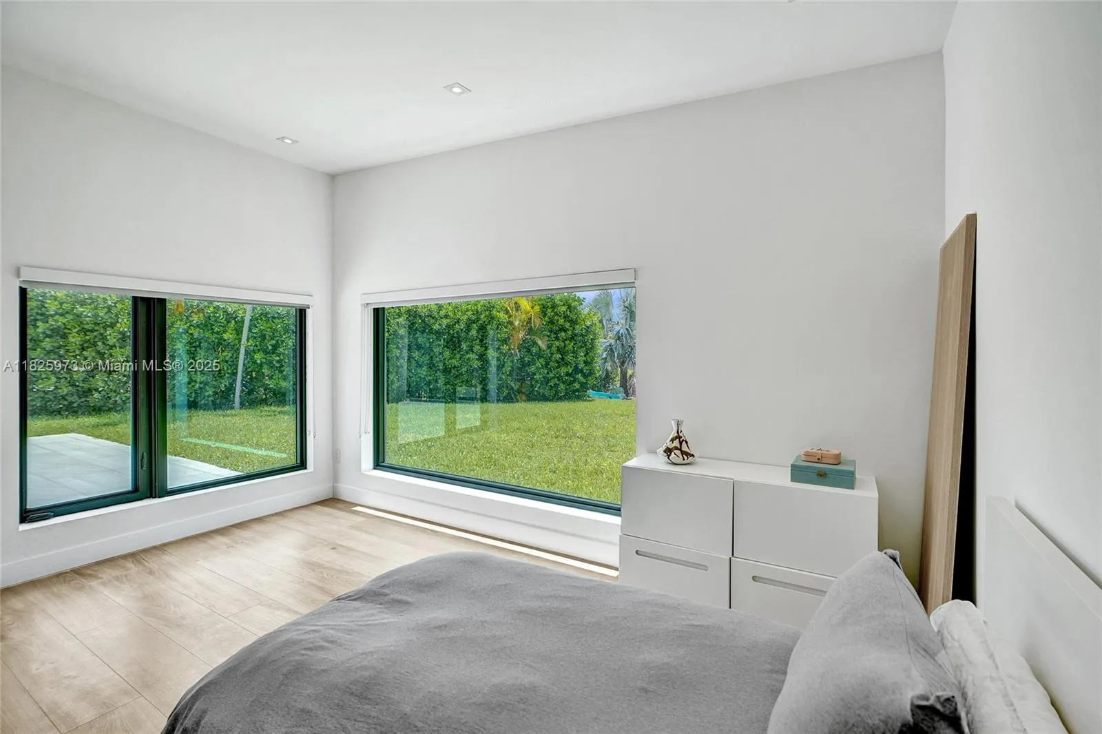 19651 Ne 19th Pl, North Miami Beach, Florida 33179, North Miami Beach, Florida 33179, 8 Bedrooms Bedrooms, ,5 BathroomsBathrooms,Residential,For Sale,19651 Ne 19th Pl, North Miami Beach, Florida 33179,A11825973