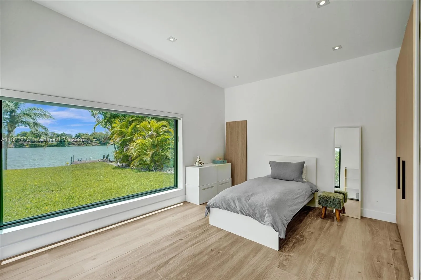 19651 Ne 19th Pl, North Miami Beach, Florida 33179, North Miami Beach, Florida 33179, 8 Bedrooms Bedrooms, ,5 BathroomsBathrooms,Residential,For Sale,19651 Ne 19th Pl, North Miami Beach, Florida 33179,A11825973