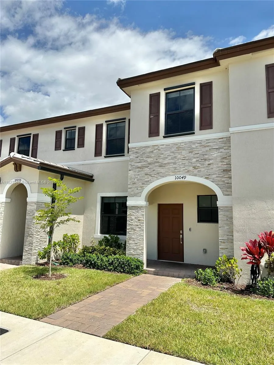 10049 Sw 228th Ter, Miami, Florida 33190, Miami, Florida 33190, 3 Bedrooms Bedrooms, ,2 BathroomsBathrooms,Residential,For Sale,10049 Sw 228th Ter, Miami, Florida 33190,A11827067