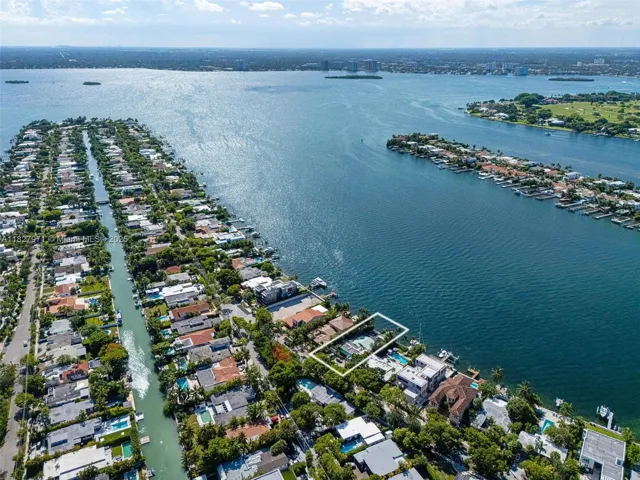 at 1375 Biscayne Point Rd, Miami Beach, FL 33141 Unit For Sale 4 Bedrooms 3 Bathrooms MLS# A11827971 Price $6,200,000 3934