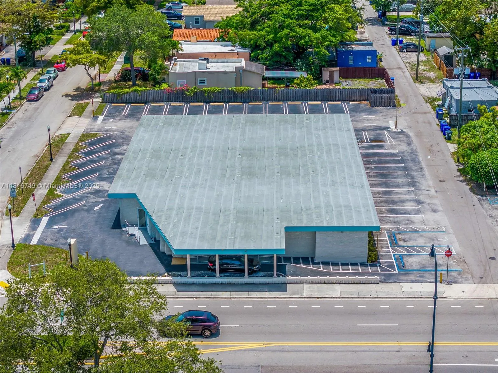 750 S Federal Hwy, Hollywood, Florida 33020, Hollywood, Florida 33020, ,Commercial Sale,For Sale,750 S Federal Hwy, Hollywood, Florida 33020,A11816749