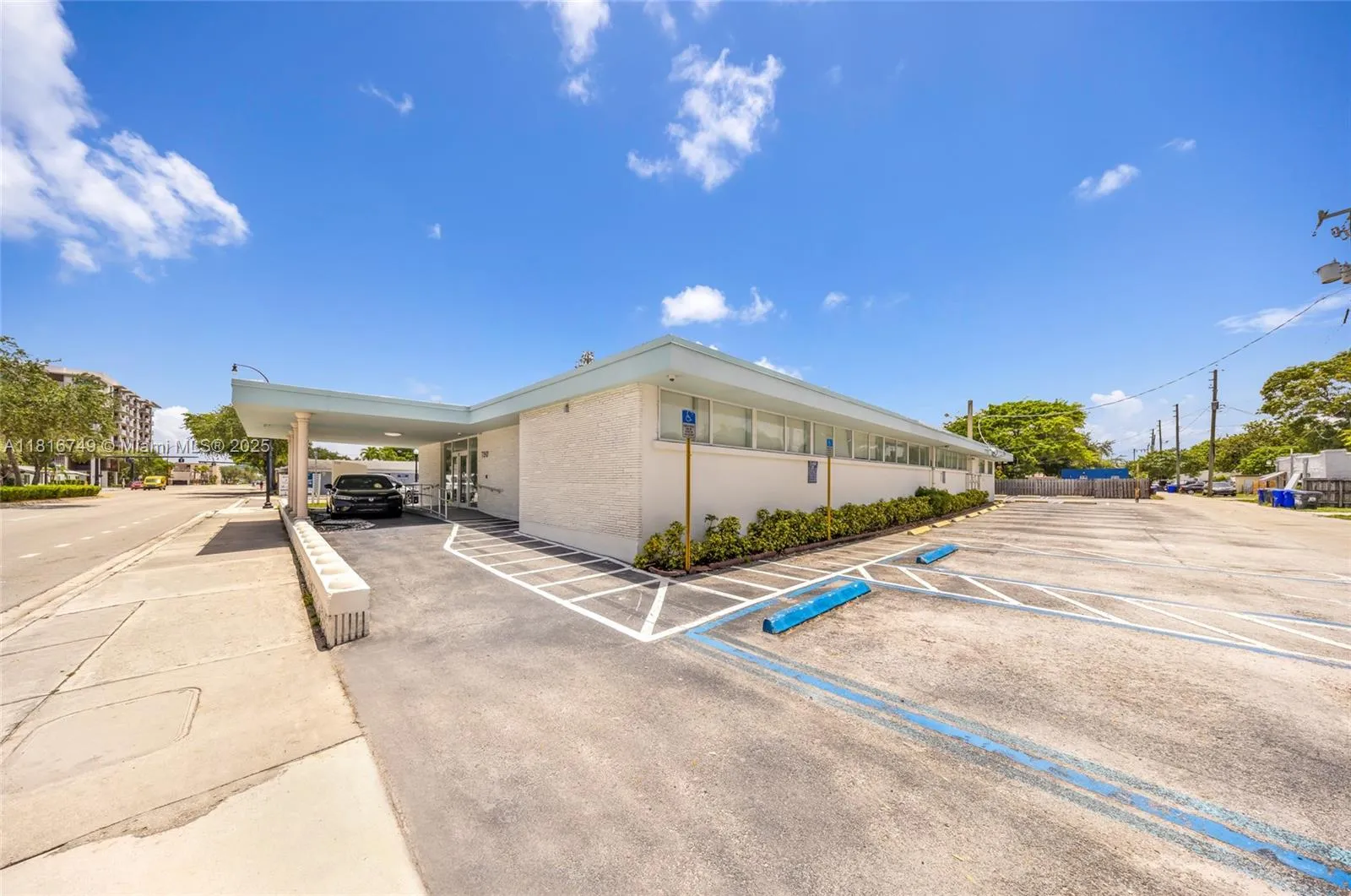750 S Federal Hwy, Hollywood, Florida 33020, Hollywood, Florida 33020, ,Commercial Sale,For Sale,750 S Federal Hwy, Hollywood, Florida 33020,A11816749