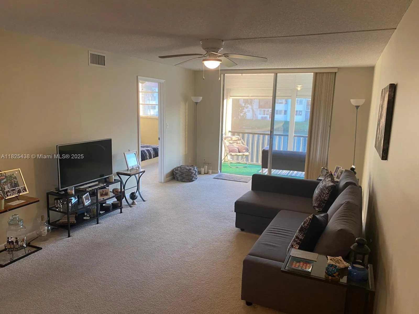 361 S Hollybrook Dr 206, Pembroke Pines, Florida 3, Pembroke Pines, Florida 33025, 1 Bedroom Bedrooms, ,1 BathroomBathrooms,Residential,For Sale,361 S Hollybrook Dr 206, Pembroke Pines, Florida 3,A11825438