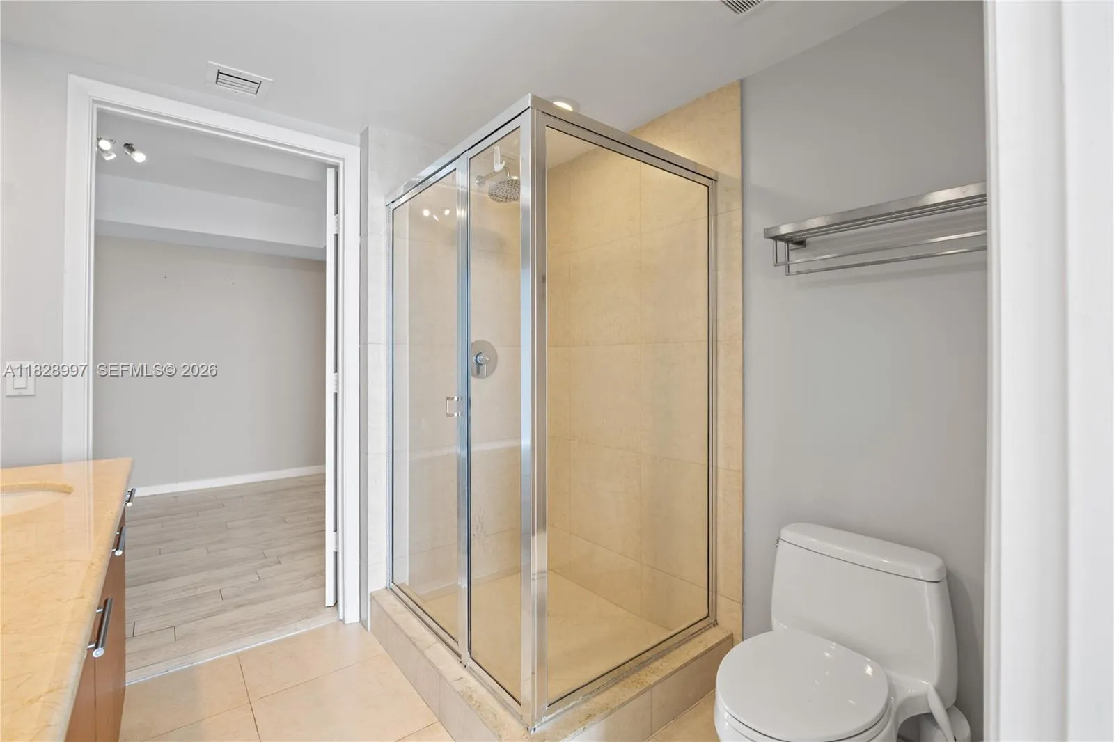 50 Biscayne Blvd 4706, Miami, Florida 33132, Miami, Florida 33132, 2 Bedrooms Bedrooms, ,2 BathroomsBathrooms,Residential,For Sale,50 Biscayne Blvd 4706, Miami, Florida 33132,A11828997