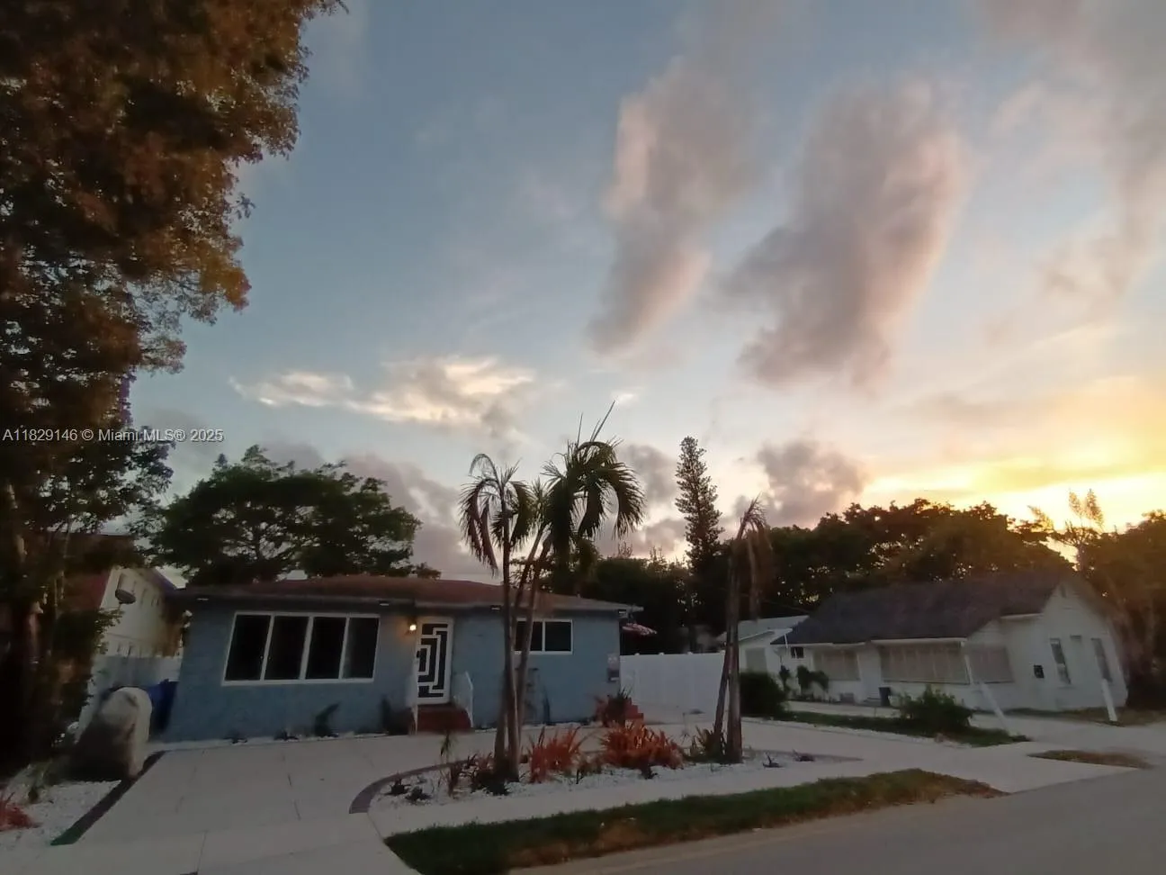 2242 Polk St, Hollywood, Florida 33020, Hollywood, Florida 33020, ,Residential Income,For Sale,2242 Polk St, Hollywood, Florida 33020,A11829146