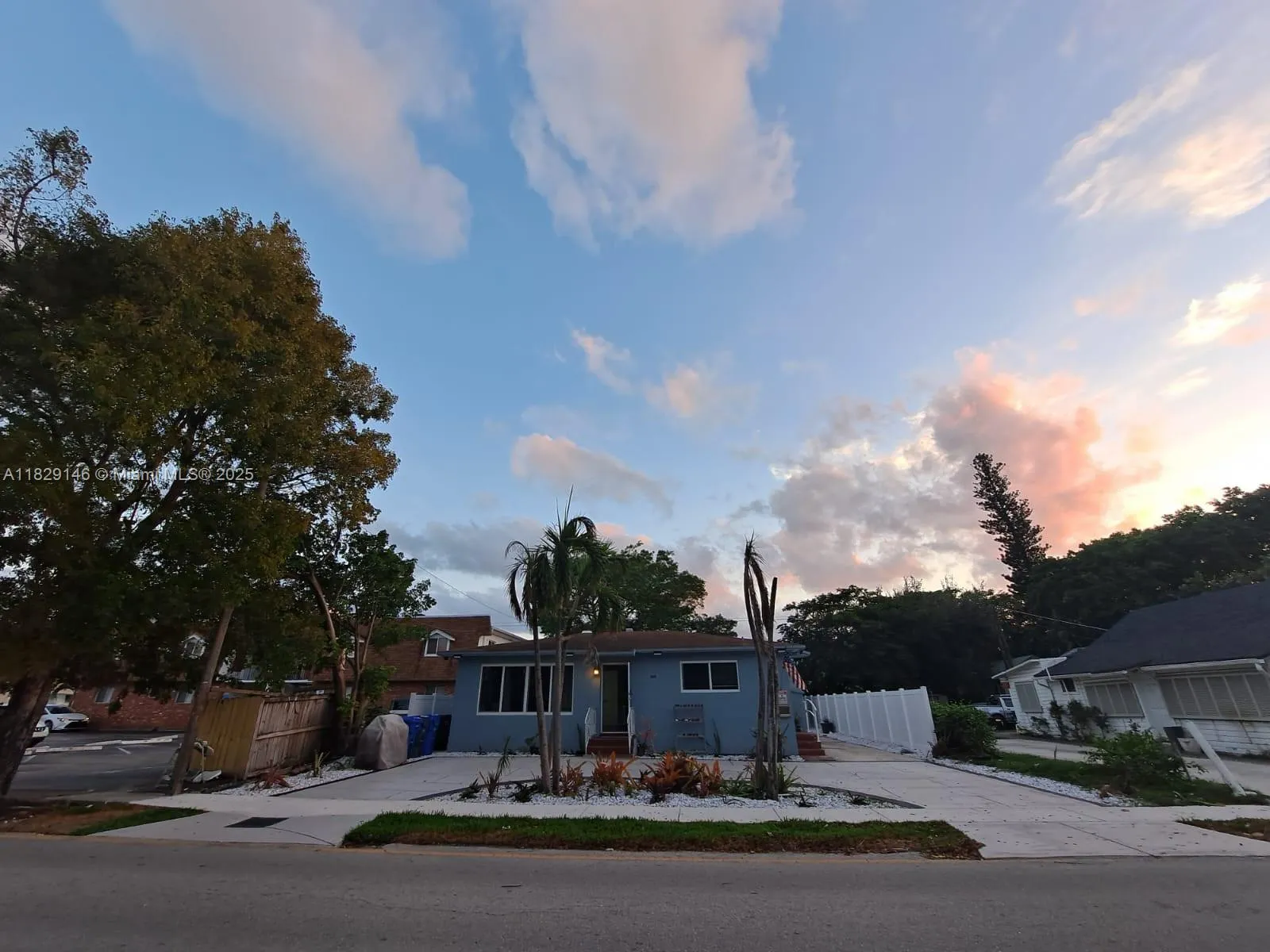 2242 Polk St, Hollywood, Florida 33020, Hollywood, Florida 33020, ,Residential Income,For Sale,2242 Polk St, Hollywood, Florida 33020,A11829146