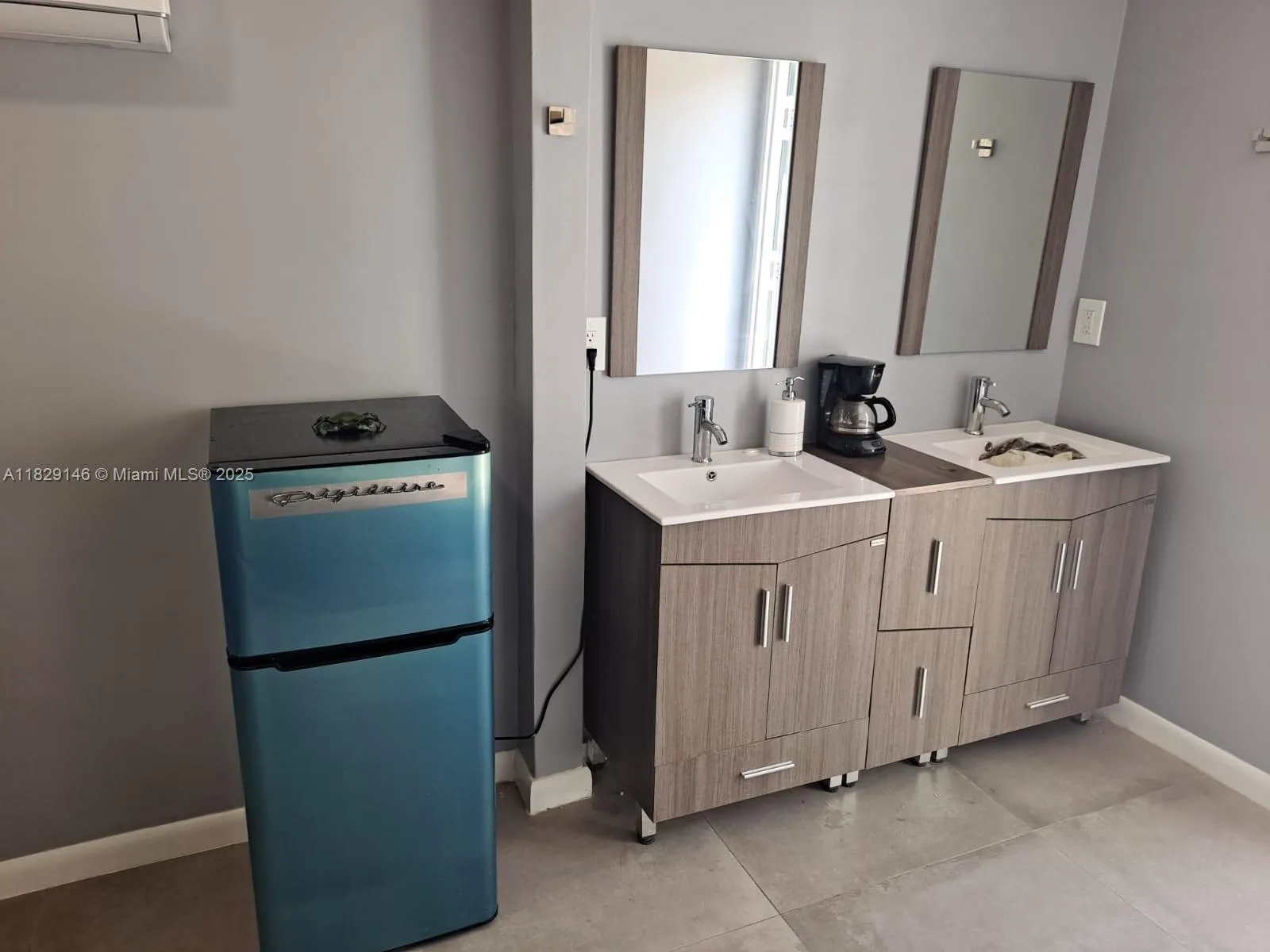 2242 Polk St, Hollywood, Florida 33020, Hollywood, Florida 33020, ,Residential Income,For Sale,2242 Polk St, Hollywood, Florida 33020,A11829146