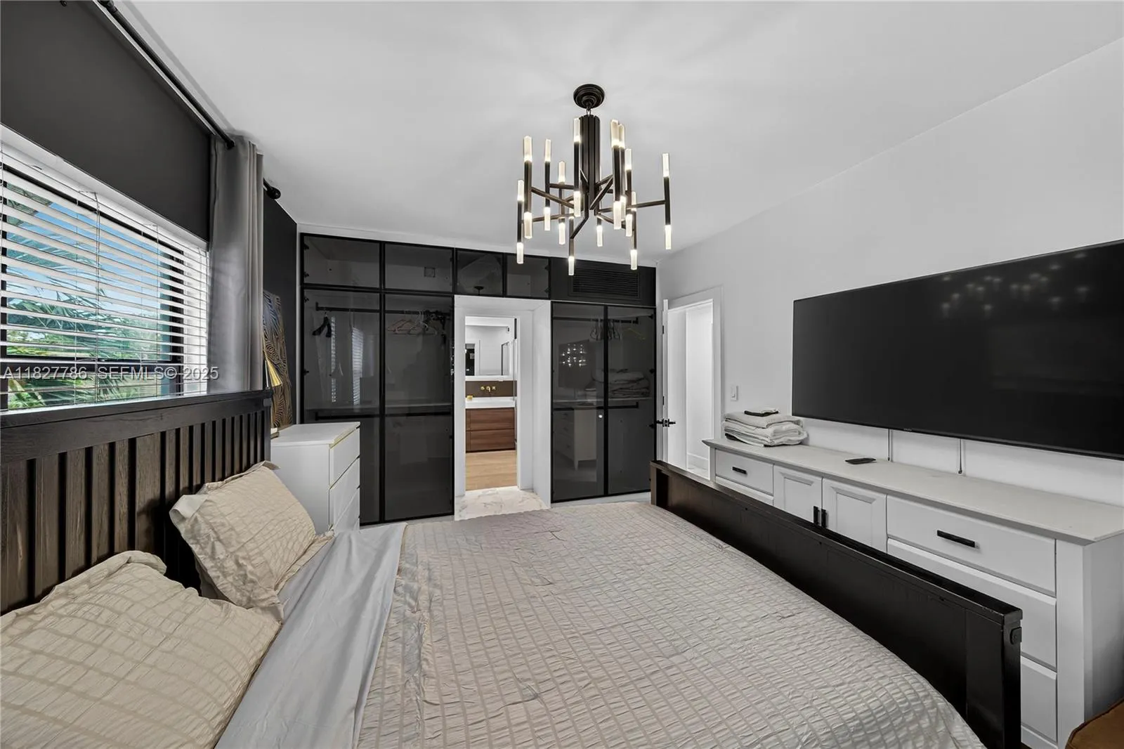 1215 E Broward Blvd, Fort Lauderdale, Florida 3330, Fort Lauderdale, Florida 33301, ,Residential Income,For Sale,1215 E Broward Blvd, Fort Lauderdale, Florida 3330,A11827786