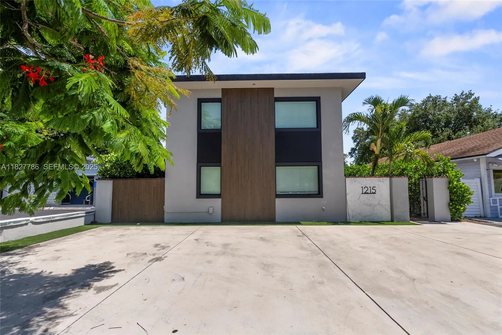 1215 E Broward Blvd, Fort Lauderdale, Florida 3330, Fort Lauderdale, Florida 33301, ,Residential Income,For Sale,1215 E Broward Blvd, Fort Lauderdale, Florida 3330,A11827786