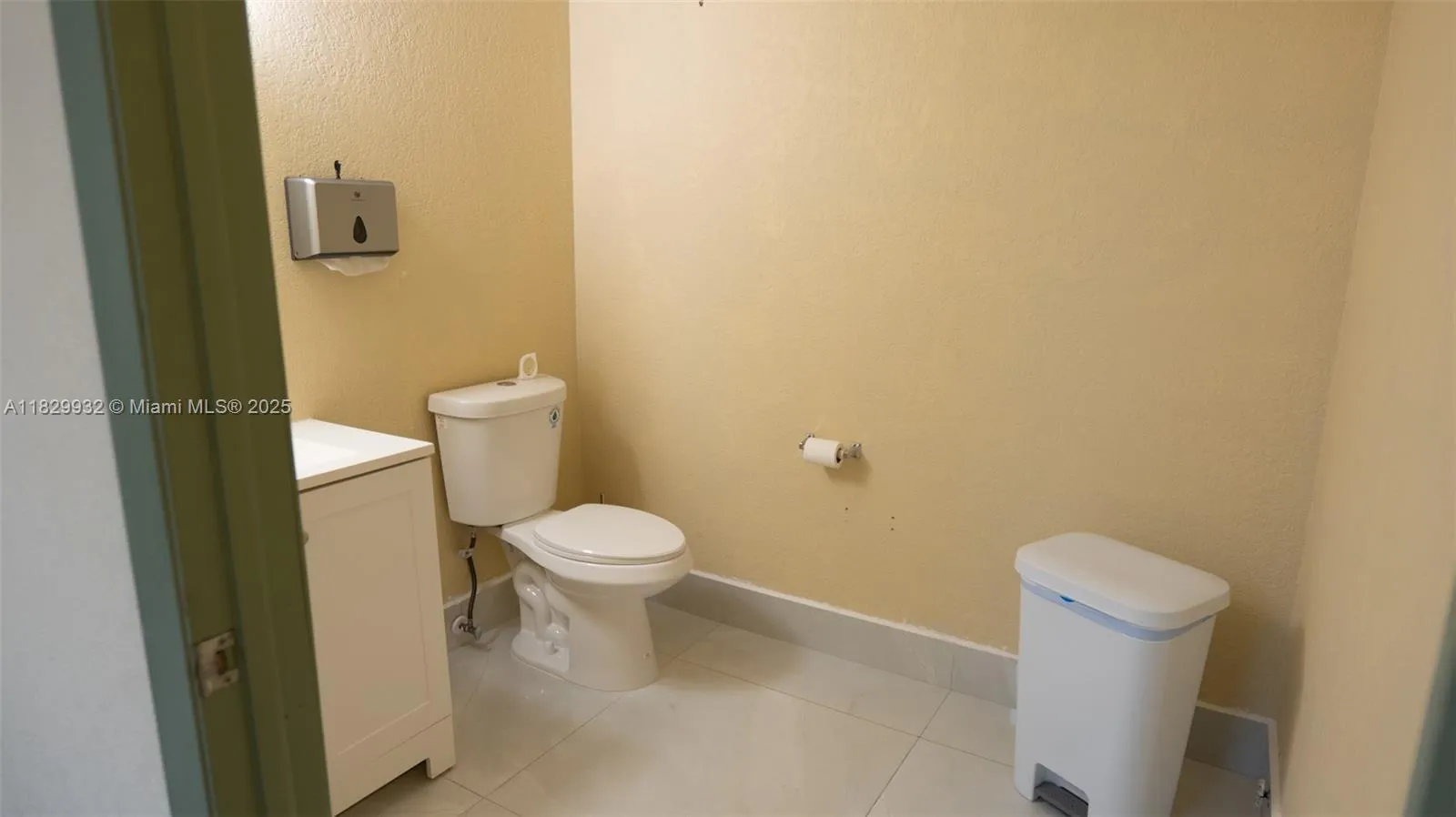 1840 Nw 95th Ave, Doral, Florida 33172, Doral, Florida 33172, ,Commercial Lease,For Rent,1840 Nw 95th Ave, Doral, Florida 33172,A11829932