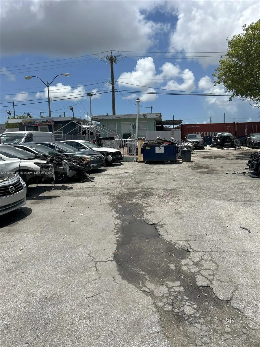 3634 Nw 36th St, Miami, Florida 33142, Miami, Florida 33142, ,Commercial Sale,For Sale,3634 Nw 36th St, Miami, Florida 33142,A11829232