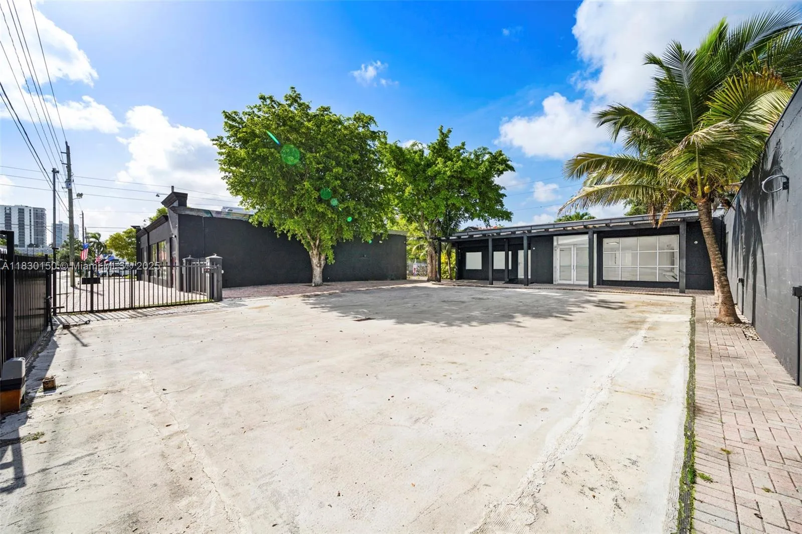 100 Nw 36th St, Miami, Florida 33127, Miami, Florida 33127, ,Commercial Sale,For Sale,100 Nw 36th St, Miami, Florida 33127,A11830150