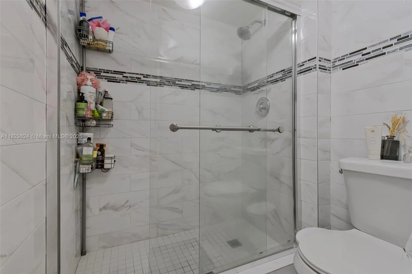 3350 Ne 192nd St 1l-b, Aventura, Florida 33180, Aventura, Florida 33180, 3 Bedrooms Bedrooms, ,2 BathroomsBathrooms,Residential,For Sale,3350 Ne 192nd St 1l-b, Aventura, Florida 33180,A11829624