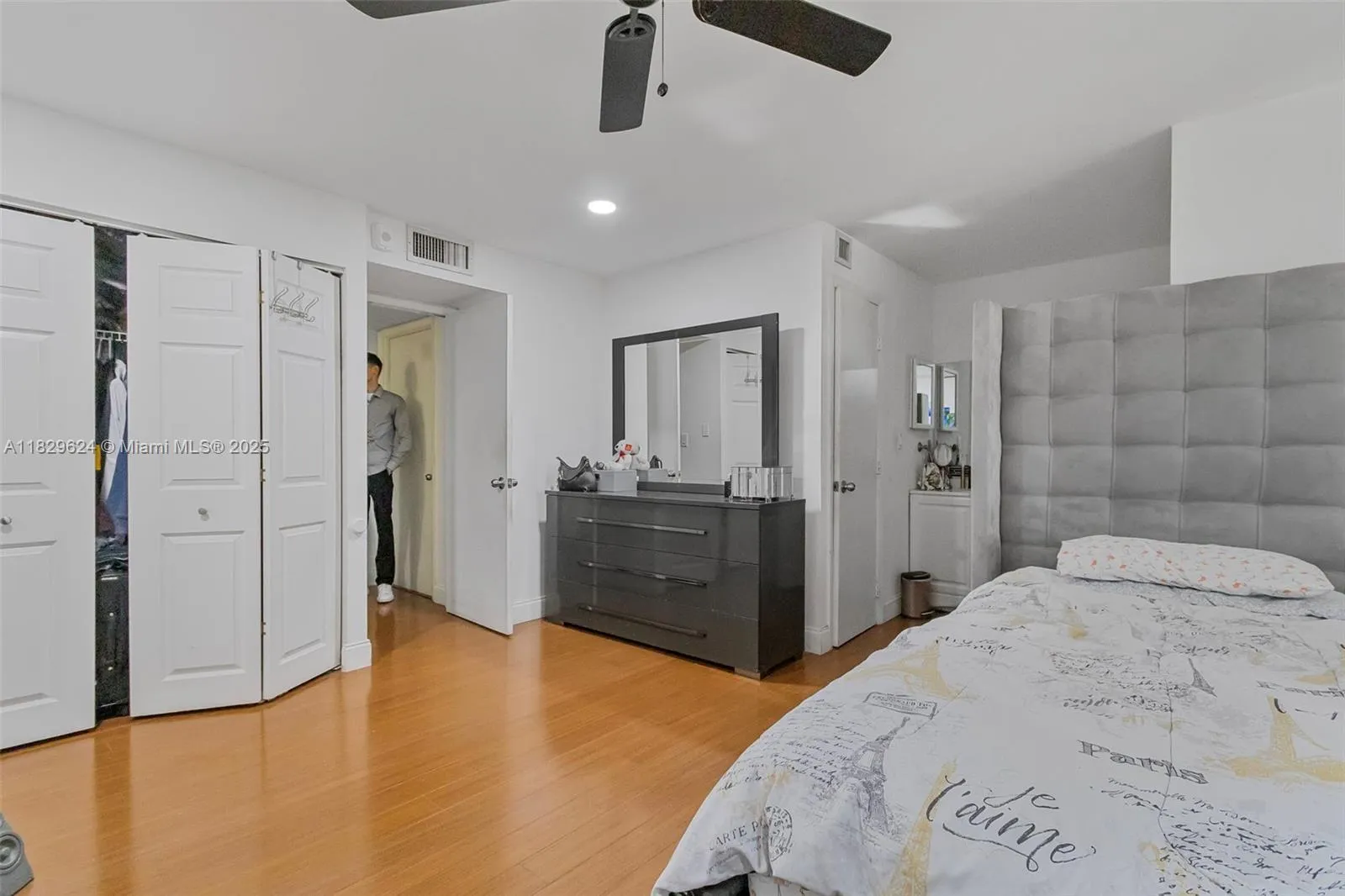 3350 Ne 192nd St 1l-b, Aventura, Florida 33180, Aventura, Florida 33180, 3 Bedrooms Bedrooms, ,2 BathroomsBathrooms,Residential,For Sale,3350 Ne 192nd St 1l-b, Aventura, Florida 33180,A11829624
