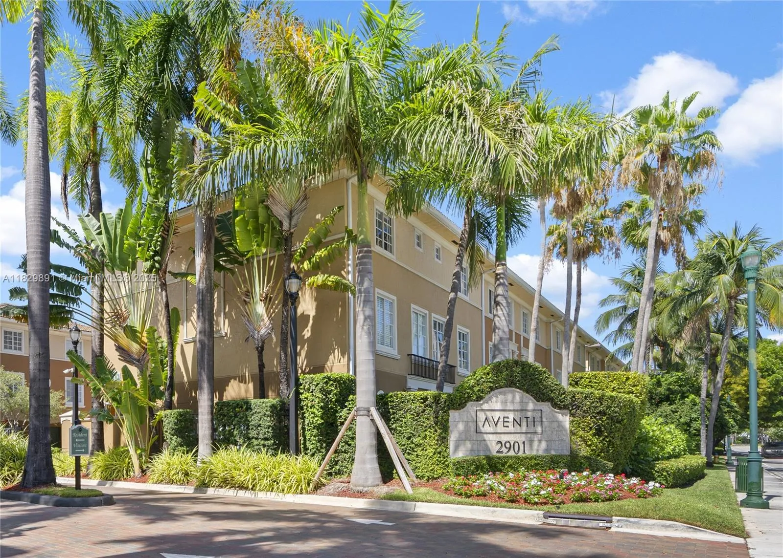 2811 Ne 185th St 804, Aventura, Florida 33180, Aventura, Florida 33180, 2 Bedrooms Bedrooms, ,2 BathroomsBathrooms,Residential,For Sale,2811 Ne 185th St 804, Aventura, Florida 33180,A11829891