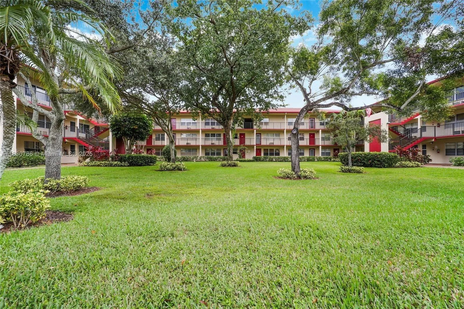 251 Sw 134th Way 204m, Pembroke Pines, Florida 330, Pembroke Pines, Florida 33027, 2 Bedrooms Bedrooms, 2 Rooms Rooms,1 BathroomBathrooms,Residential,For Sale,251 Sw 134th Way 204m, Pembroke Pines, Florida 330,A11830786