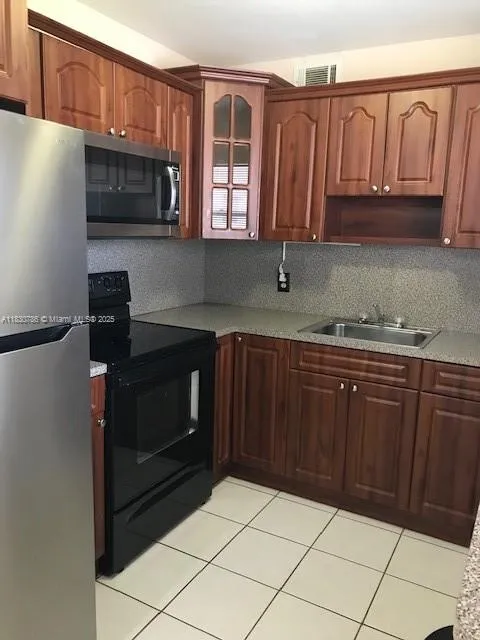 251 Sw 134th Way 204m, Pembroke Pines, Florida 330, Pembroke Pines, Florida 33027, 2 Bedrooms Bedrooms, 2 Rooms Rooms,1 BathroomBathrooms,Residential,For Sale,251 Sw 134th Way 204m, Pembroke Pines, Florida 330,A11830786