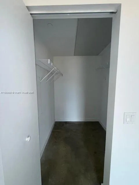151 Se 1st St 1607, Miami, Florida 33131, Miami, Florida 33131, 1 Bedroom Bedrooms, ,1 BathroomBathrooms,Residential,For Sale,151 Se 1st St 1607, Miami, Florida 33131,A11830894