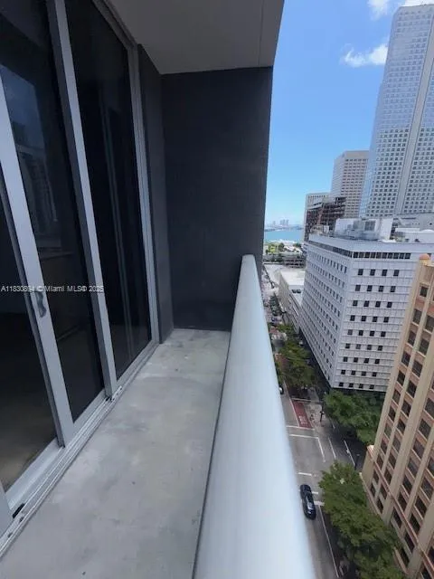 151 Se 1st St 1607, Miami, Florida 33131, Miami, Florida 33131, 1 Bedroom Bedrooms, ,1 BathroomBathrooms,Residential,For Sale,151 Se 1st St 1607, Miami, Florida 33131,A11830894