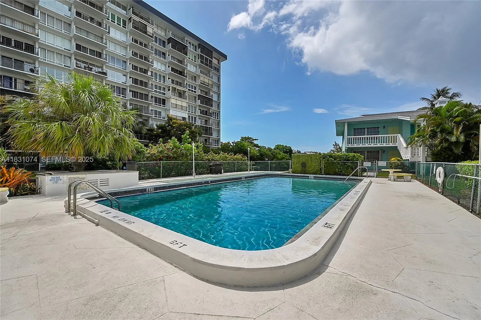 931 Se 9th Ave 15, Pompano Beach, Florida 33060, Pompano Beach, Florida 33060, 2 Bedrooms Bedrooms, ,1 BathroomBathrooms,Residential,For Sale,931 Se 9th Ave 15, Pompano Beach, Florida 33060,A11831074