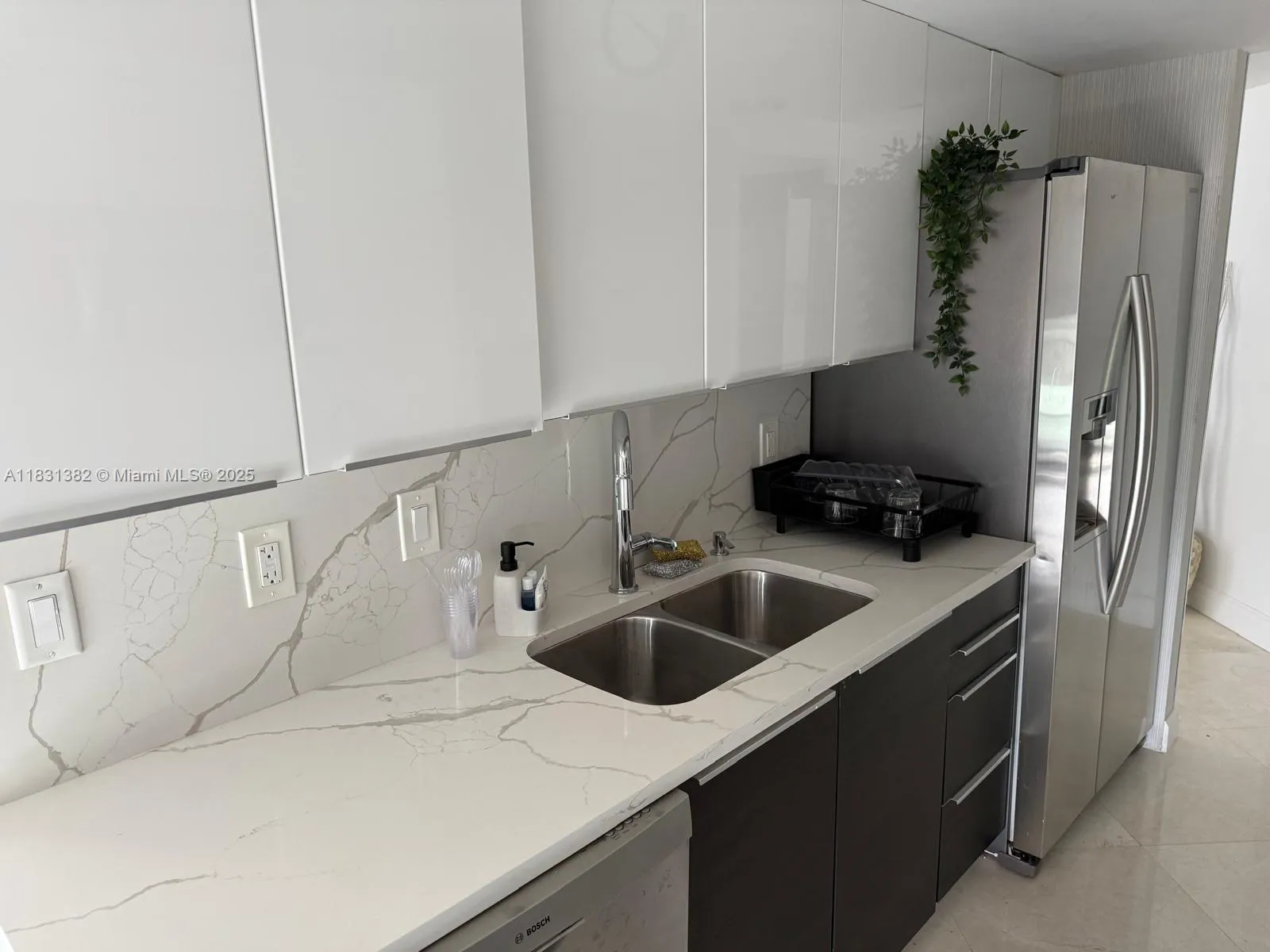 17375 Collins Ave 702, Sunny Isles Beach, Florida, Sunny Isles Beach, Florida 33160, 2 Bedrooms Bedrooms, ,2 BathroomsBathrooms,Residential Lease,For Rent,17375 Collins Ave 702, Sunny Isles Beach, Florida ,A11831382