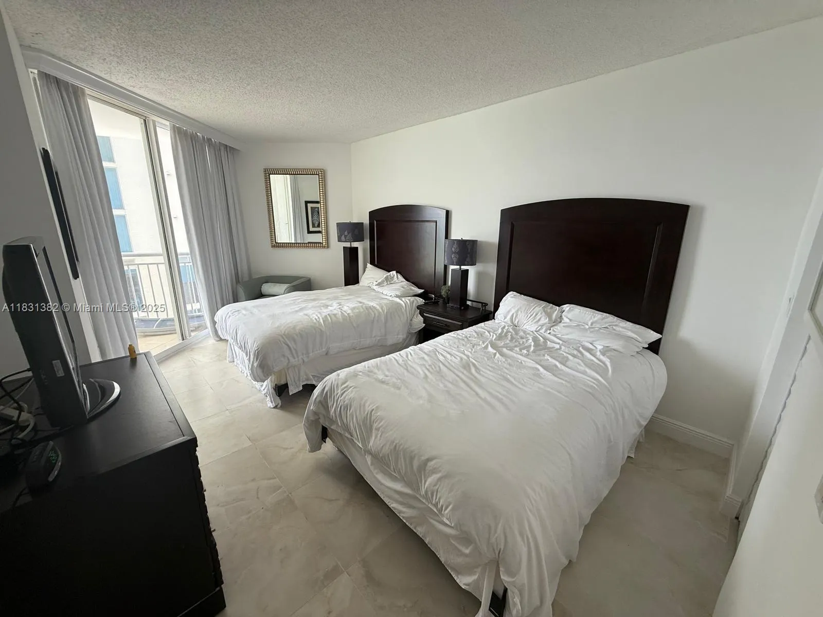 17375 Collins Ave 702, Sunny Isles Beach, Florida, Sunny Isles Beach, Florida 33160, 2 Bedrooms Bedrooms, ,2 BathroomsBathrooms,Residential Lease,For Rent,17375 Collins Ave 702, Sunny Isles Beach, Florida ,A11831382
