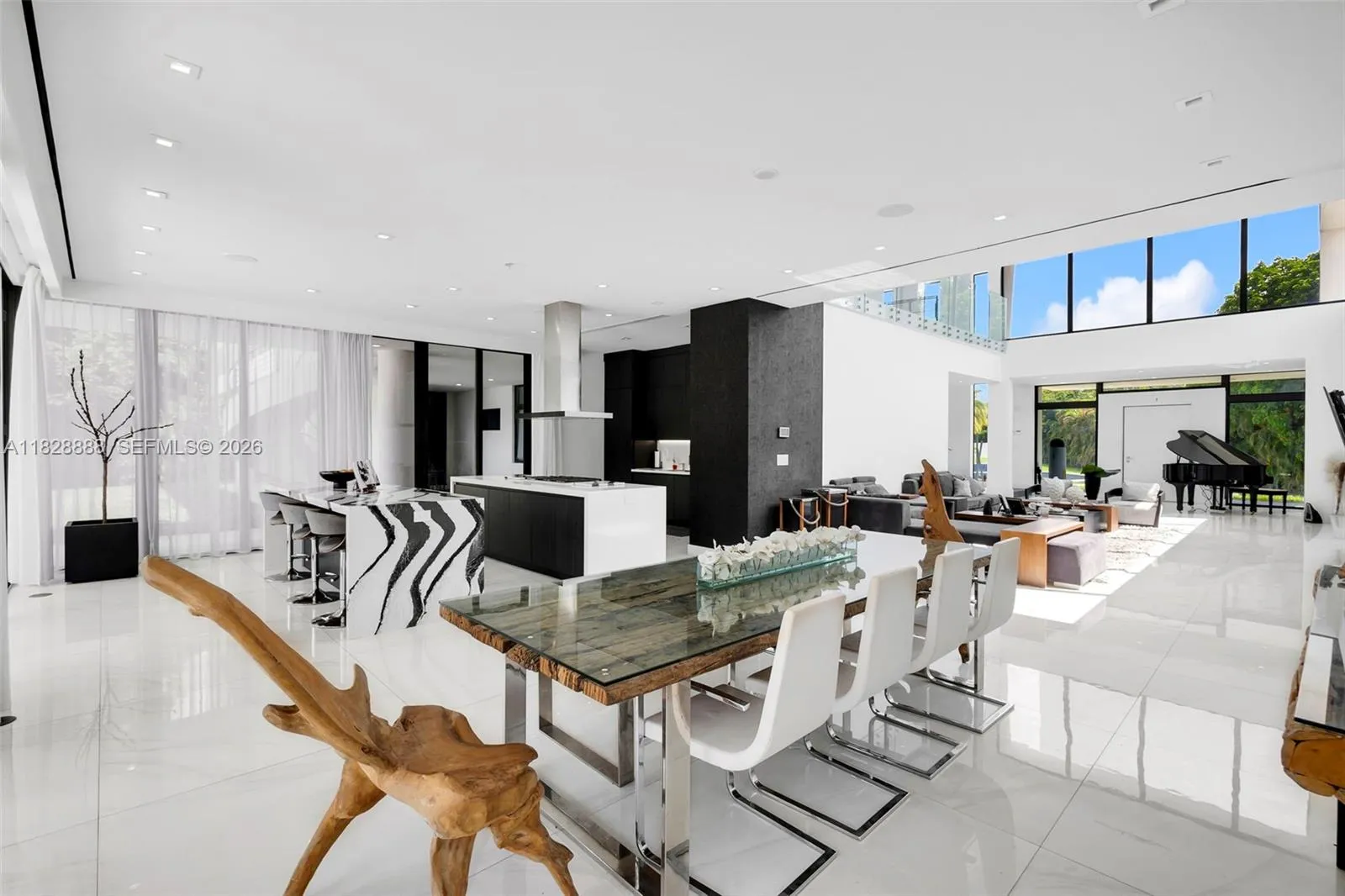 13441 Mustang Trl, Southwest Ranches, Florida 3333, Southwest Ranches, Florida 33330, 6 Bedrooms Bedrooms, ,7 BathroomsBathrooms,Residential,For Sale,13441 Mustang Trl, Southwest Ranches, Florida 3333,A11828888