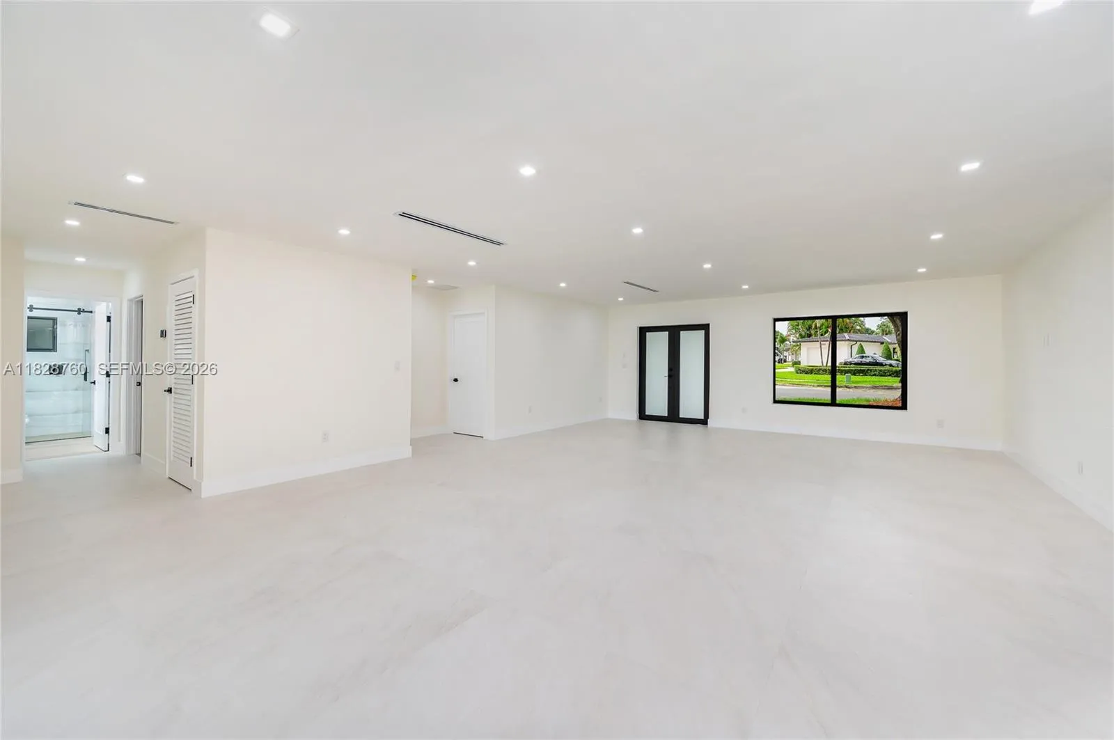 7101 E Troon Cir, Miami Lakes, Florida 33014, Miami Lakes, Florida 33014, 4 Bedrooms Bedrooms, ,4 BathroomsBathrooms,Residential,For Sale,7101 E Troon Cir, Miami Lakes, Florida 33014,A11828760