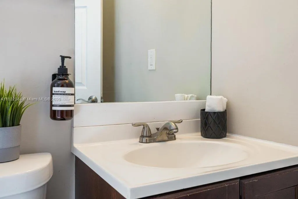 505 Se 20th St, Fort Lauderdale, Florida 33316, Fort Lauderdale, Florida 33316, ,Residential Income,For Sale,505 Se 20th St, Fort Lauderdale, Florida 33316,A11832384