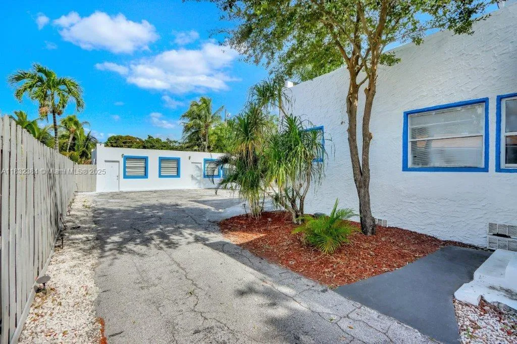 505 Se 20th St, Fort Lauderdale, Florida 33316, Fort Lauderdale, Florida 33316, ,Residential Income,For Sale,505 Se 20th St, Fort Lauderdale, Florida 33316,A11832384