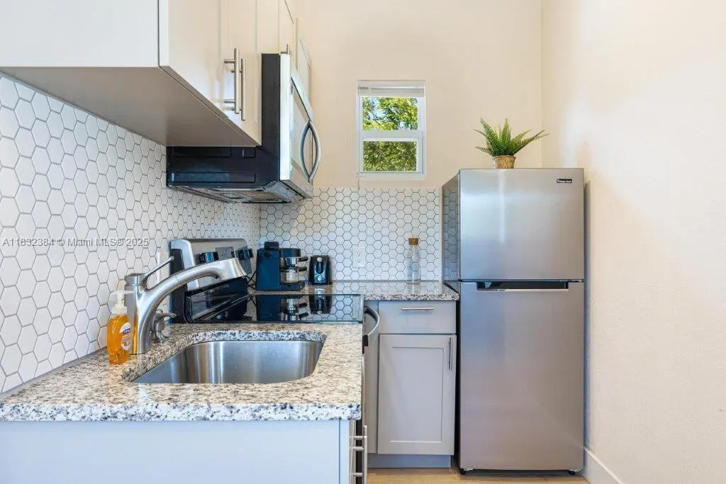 505 Se 20th St, Fort Lauderdale, Florida 33316, Fort Lauderdale, Florida 33316, ,Residential Income,For Sale,505 Se 20th St, Fort Lauderdale, Florida 33316,A11832384