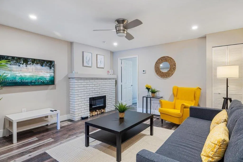 505 Se 20th St, Fort Lauderdale, Florida 33316, Fort Lauderdale, Florida 33316, ,Residential Income,For Sale,505 Se 20th St, Fort Lauderdale, Florida 33316,A11832384