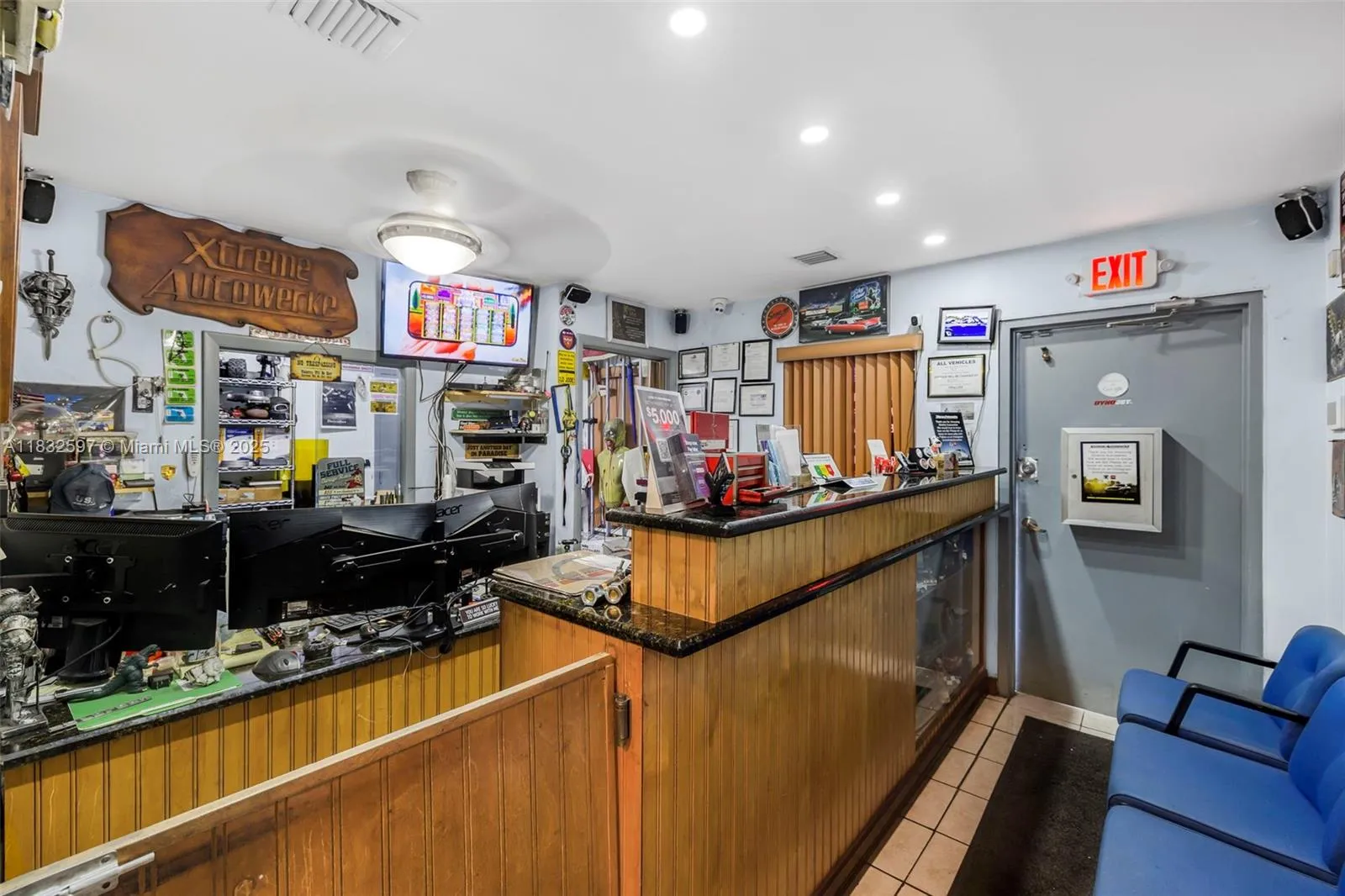 Mechanic Shop For Sale Near Tamiami Airport, Kenda, Kendall, Florida 33186, ,Business Opportunity,For Sale,Mechanic Shop For Sale Near Tamiami Airport, Kenda,A11832597