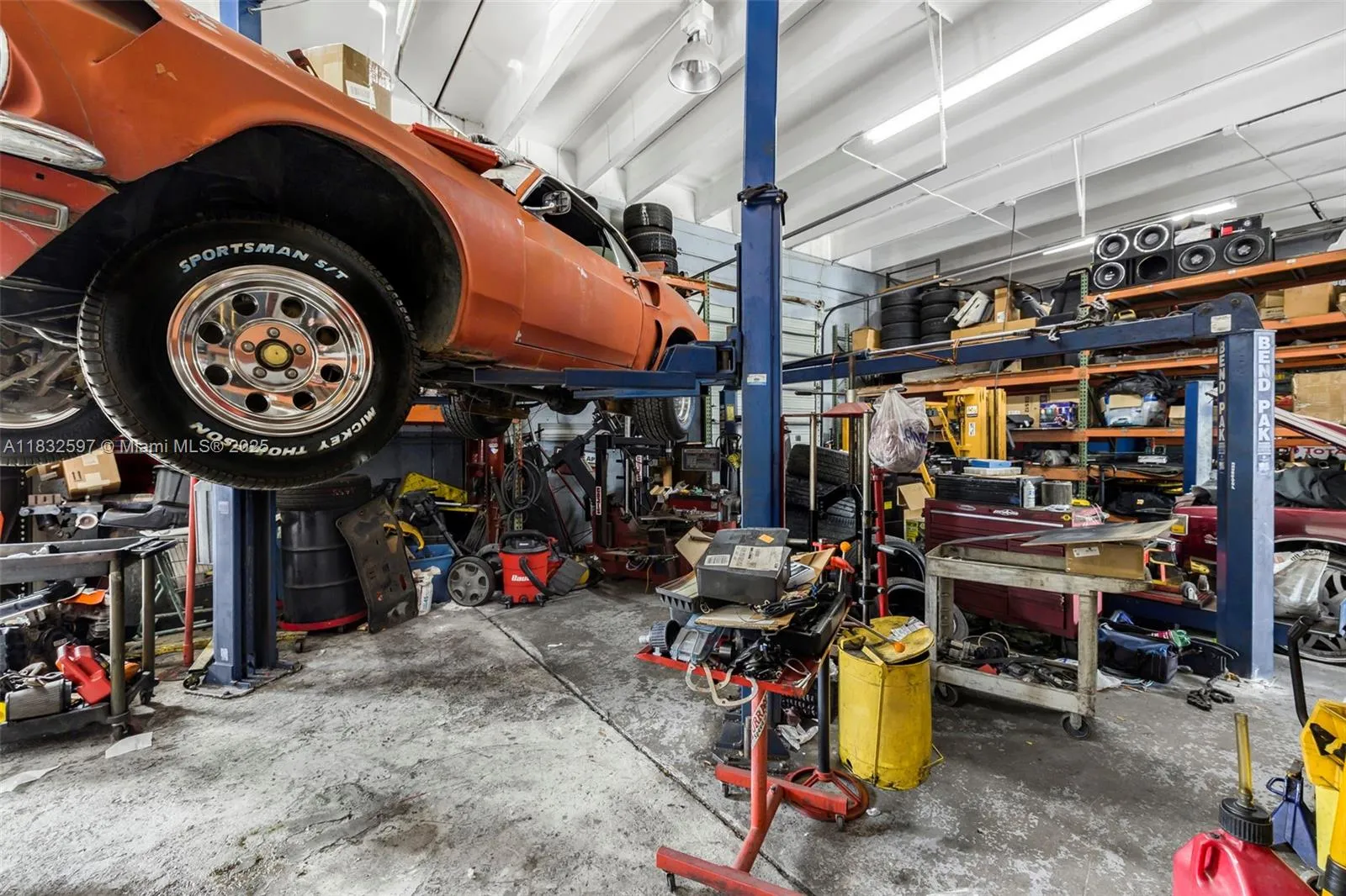 Mechanic Shop For Sale Near Tamiami Airport, Kenda, Kendall, Florida 33186, ,Business Opportunity,For Sale,Mechanic Shop For Sale Near Tamiami Airport, Kenda,A11832597