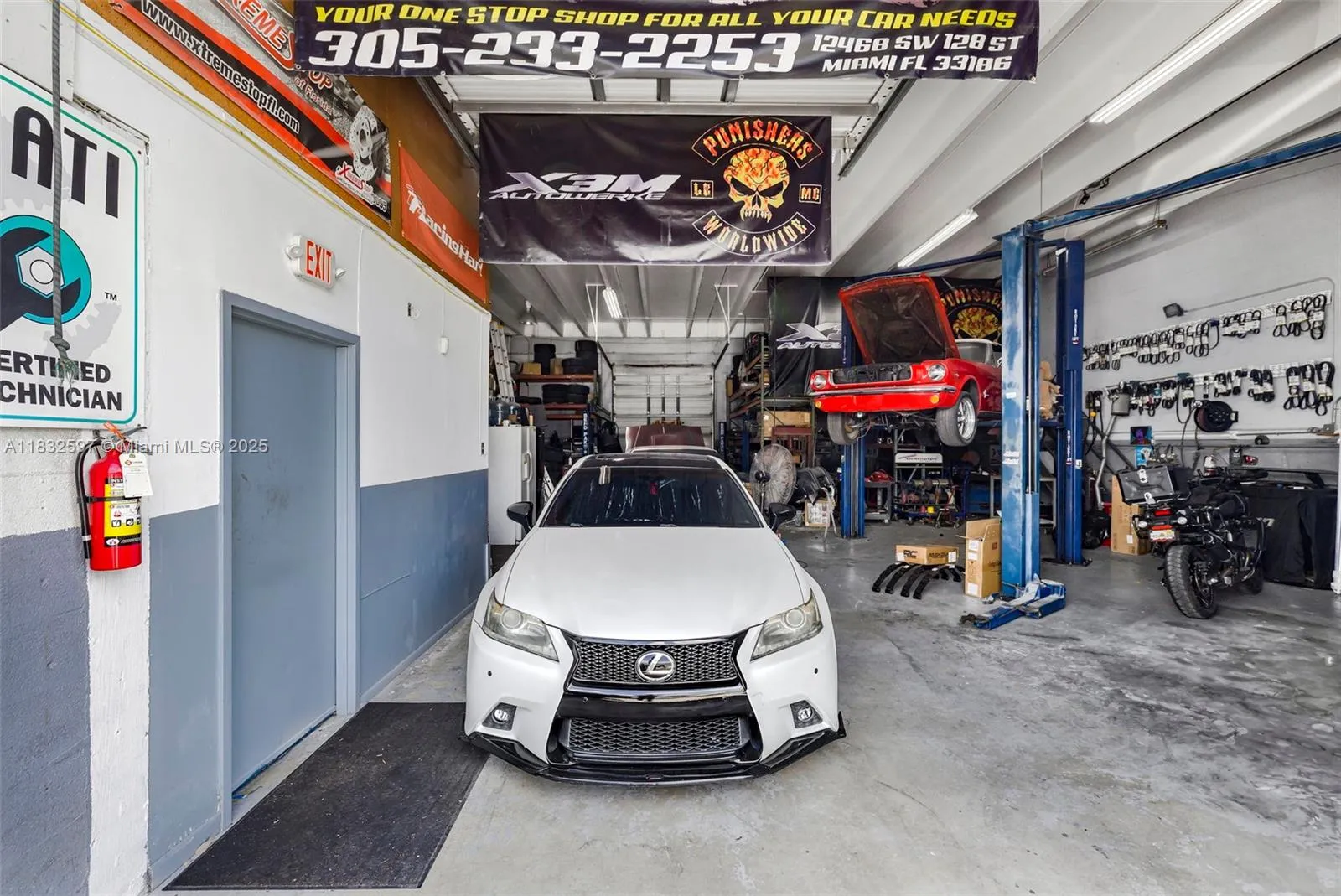 Mechanic Shop For Sale Near Tamiami Airport, Kenda, Kendall, Florida 33186, ,Business Opportunity,For Sale,Mechanic Shop For Sale Near Tamiami Airport, Kenda,A11832597