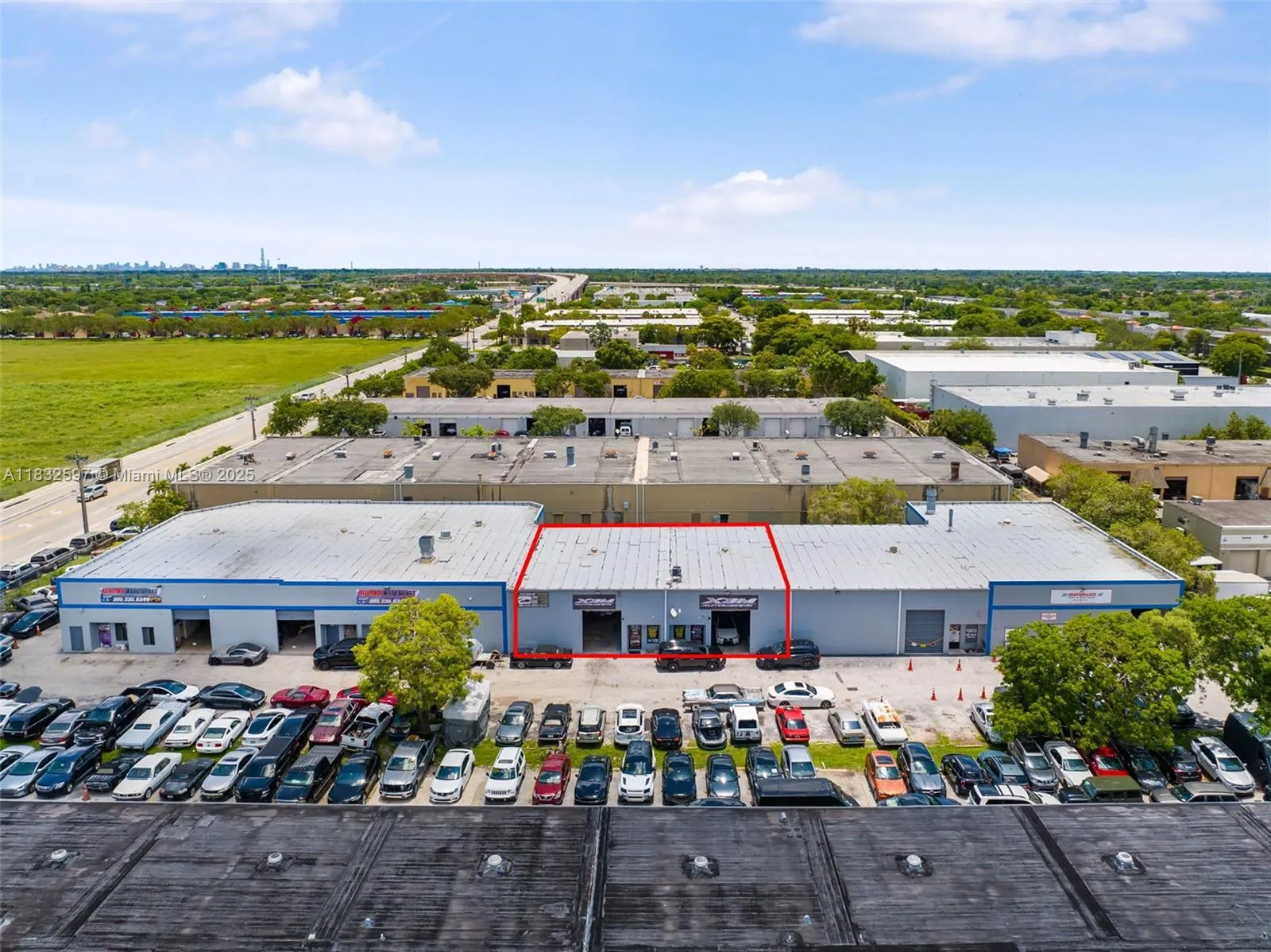 Mechanic Shop For Sale Near Tamiami Airport, Kenda, Kendall, Florida 33186, ,Business Opportunity,For Sale,Mechanic Shop For Sale Near Tamiami Airport, Kenda,A11832597
