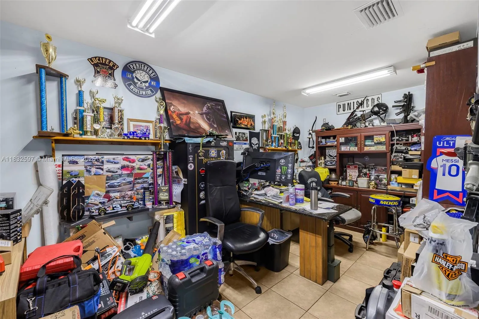 Mechanic Shop For Sale Near Tamiami Airport, Kenda, Kendall, Florida 33186, ,Business Opportunity,For Sale,Mechanic Shop For Sale Near Tamiami Airport, Kenda,A11832597