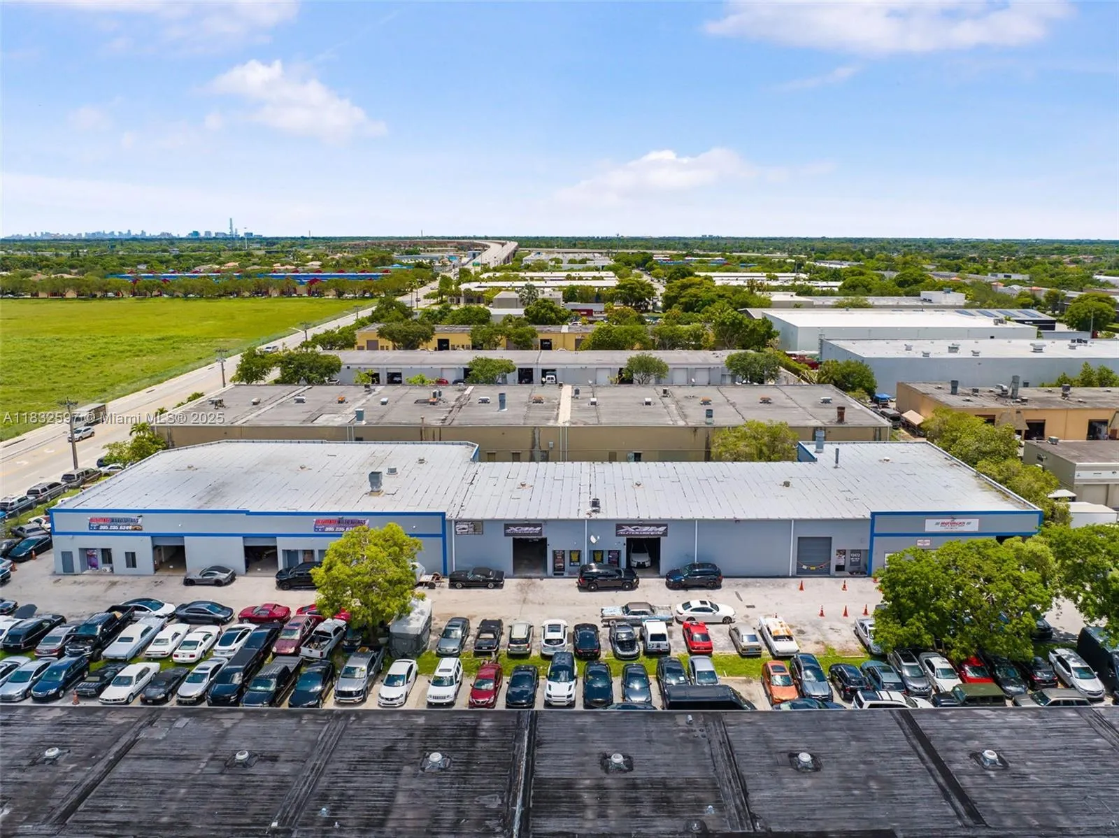 Mechanic Shop For Sale Near Tamiami Airport, Kenda, Kendall, Florida 33186, ,Business Opportunity,For Sale,Mechanic Shop For Sale Near Tamiami Airport, Kenda,A11832597