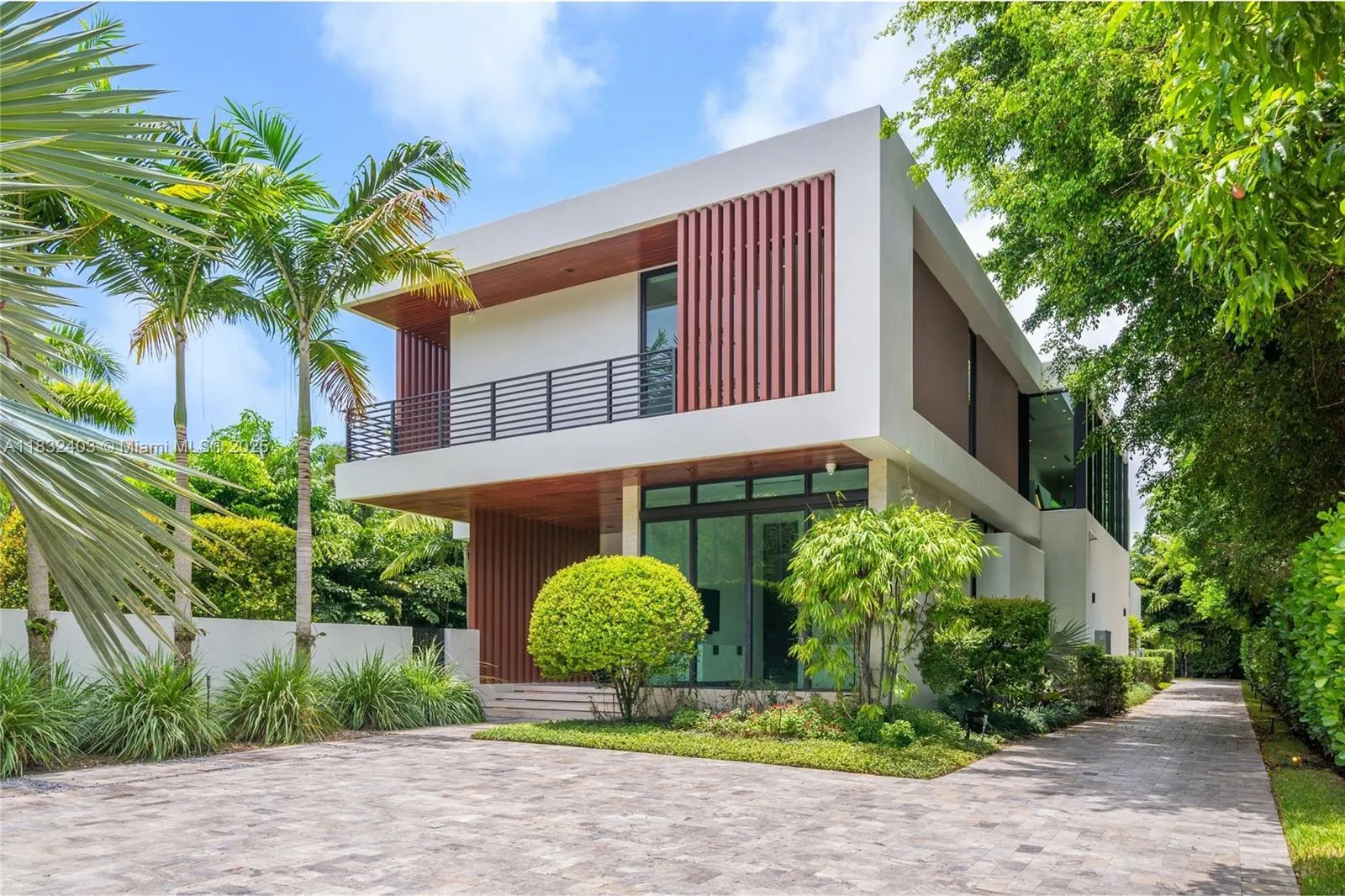 7610 Sw 48th Ct, Miami, Florida 33143, Miami, Florida 33143, 6 Bedrooms Bedrooms, ,7 BathroomsBathrooms,Residential,For Sale,7610 Sw 48th Ct, Miami, Florida 33143,A11832403