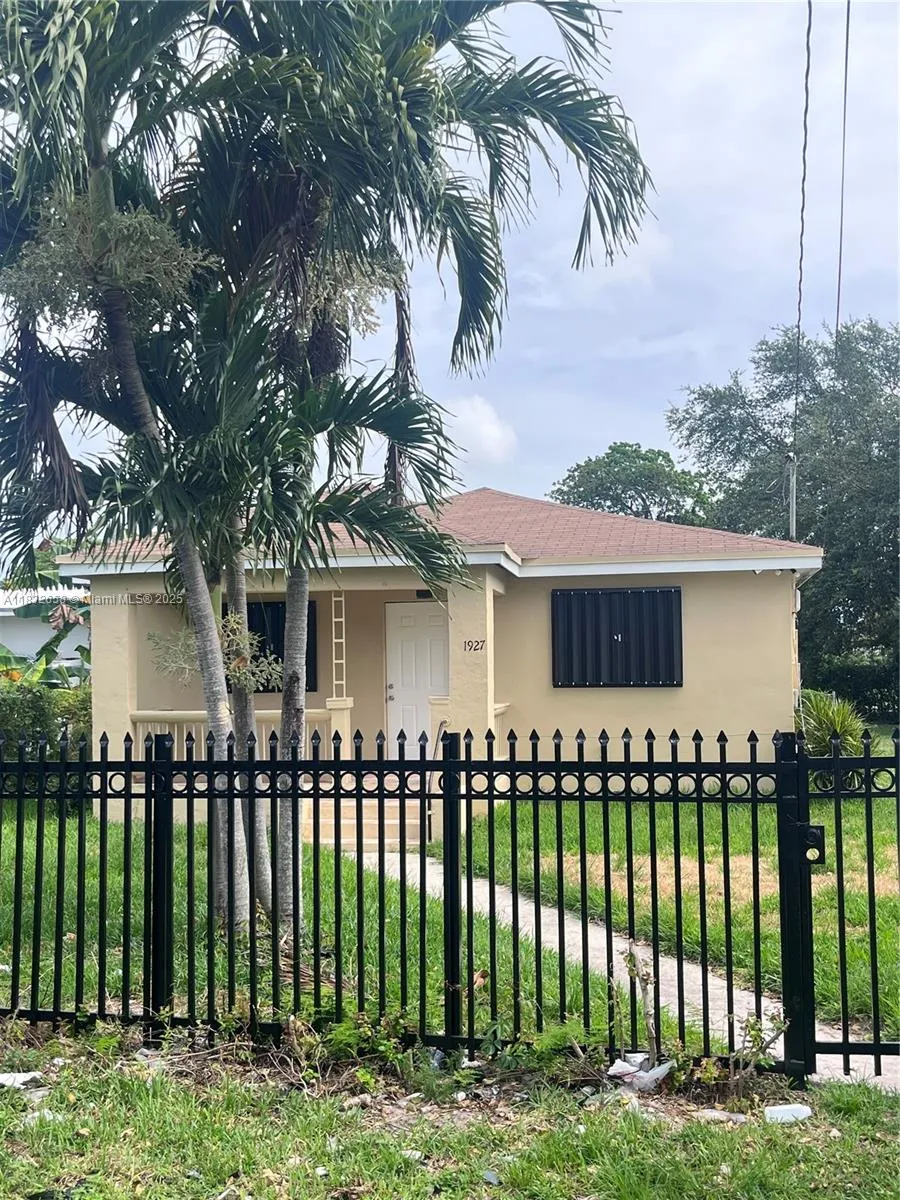 1927 Nw 64 St, Miami, Florida 33147, Miami, Florida 33147, 2 Bedrooms Bedrooms, ,1 BathroomBathrooms,Residential,For Sale,1927 Nw 64 St, Miami, Florida 33147,A11832658